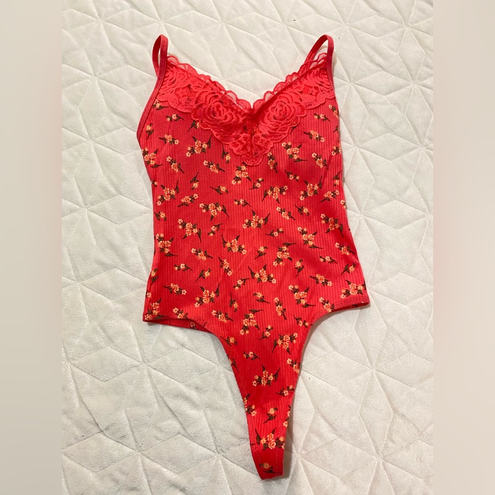 Victorias Secret PINK Soft Cotton Bodysuit Shirt Top orange Floral size small